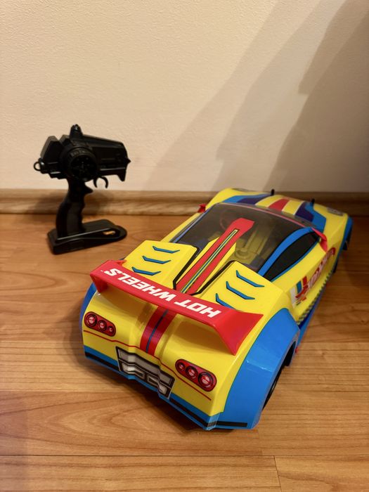 Masina cu telecomanda Hot Wheels, Quick N Sik