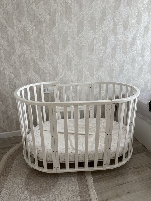 Кровать детская, требует ремонта