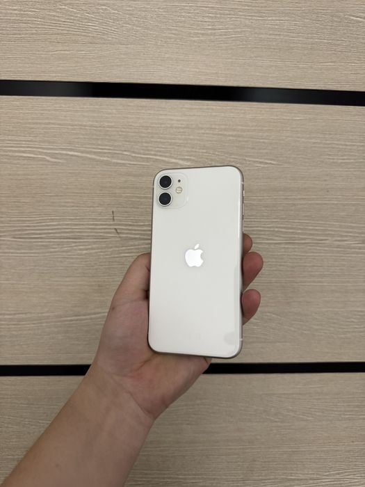 iPhone 11 в идеальном состоянии