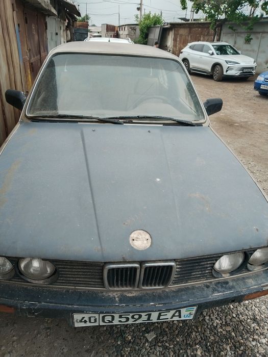 BMW 318 1980 — 2