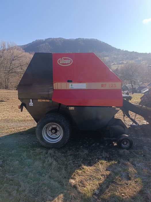 Vând presa balotiera vicon rf 125 plasă Deutz-fahr