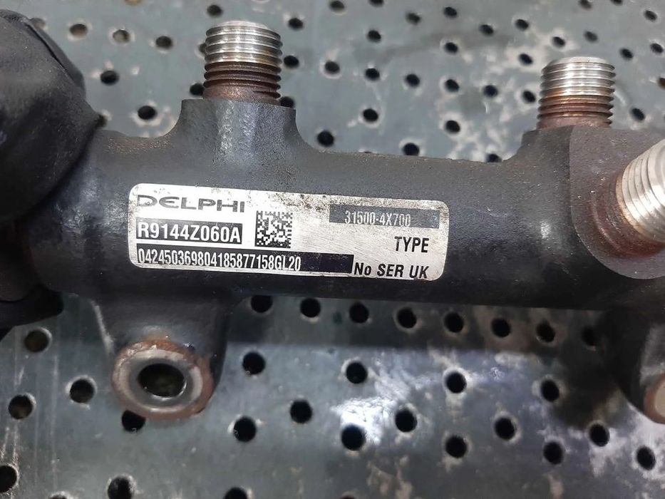 rampa injectoare kia carnival 2.9 td 4wd j3  31500-4x700