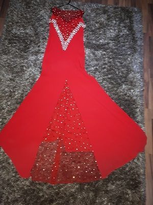 Бална рокля