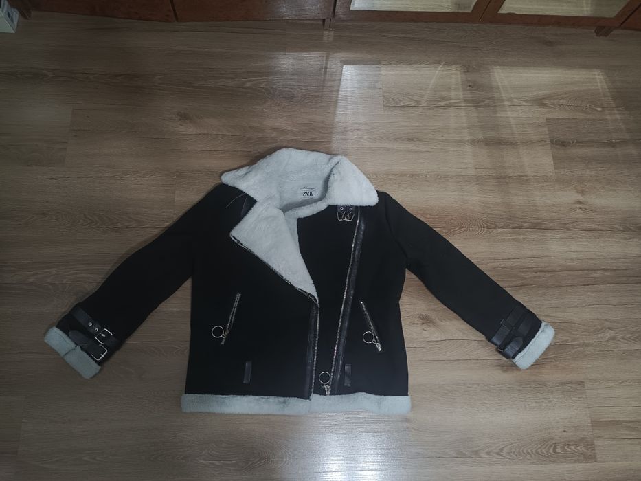 Продам теплую дубленку Zara