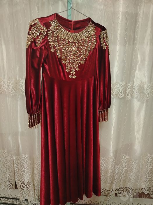 Vechirniy kuylak razmiri 46-48