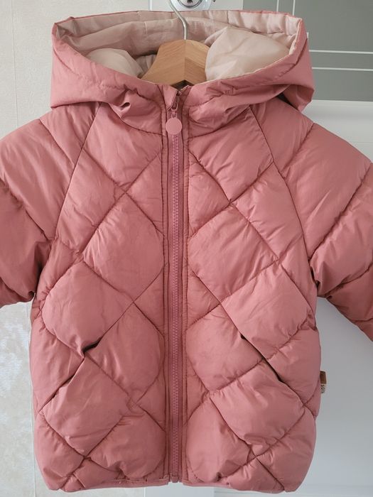 Продам детские куртки