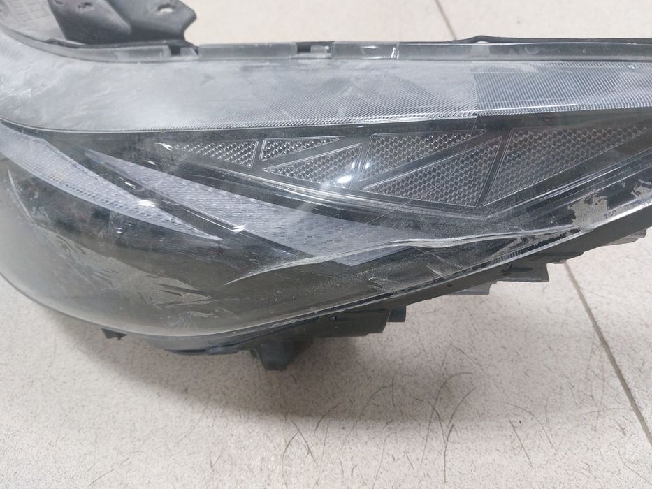 Продам фару на элантру