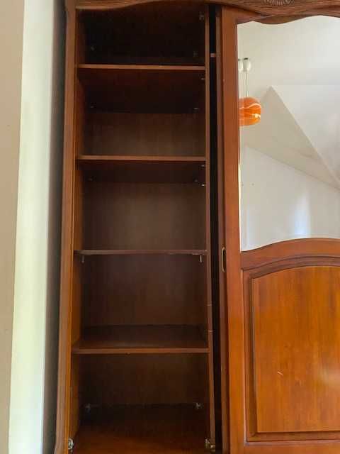 Vand dulap mobila italiana CavioCasa, colectia Fiesole din lemn masiv in stare foarte buna