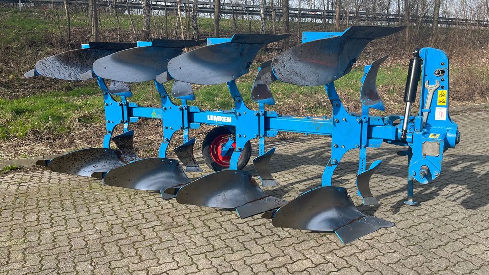Lemken Europal 7.  Case, Claas, John Deere, Belarus tortadi