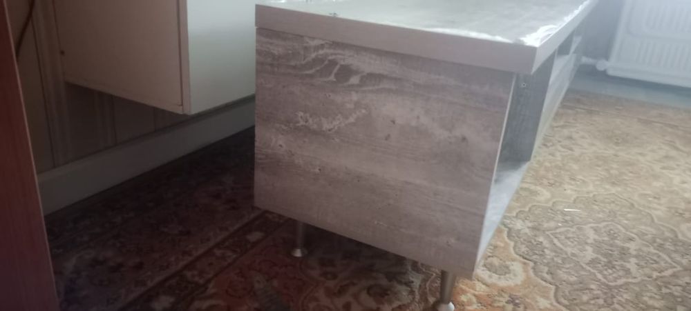 Горка в гостиную новая