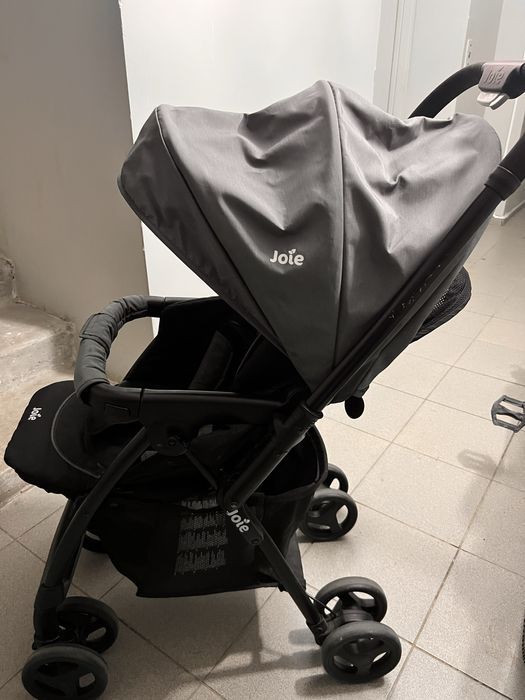 Коляска детская прогулочная