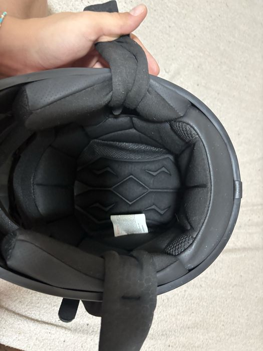 Vand casca pentru trotinete electrice sau bicicleta