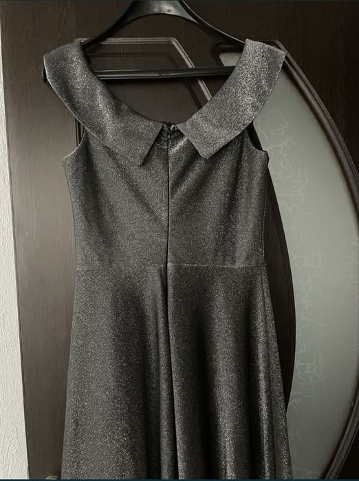 Официална рокля