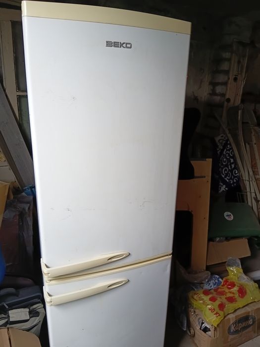 Холлдильник Веко