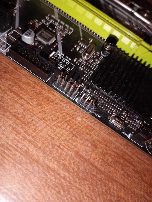 Placă de bază X99 DEFECTĂ – pentru piese / reparat