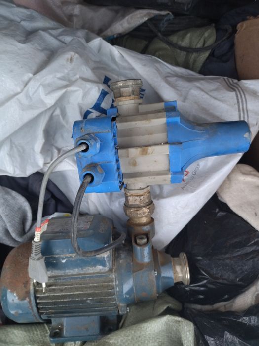 Насос водяной с прессконтролем