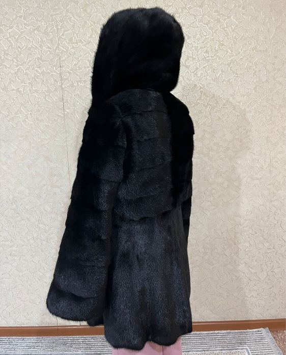Продается норковая шуба