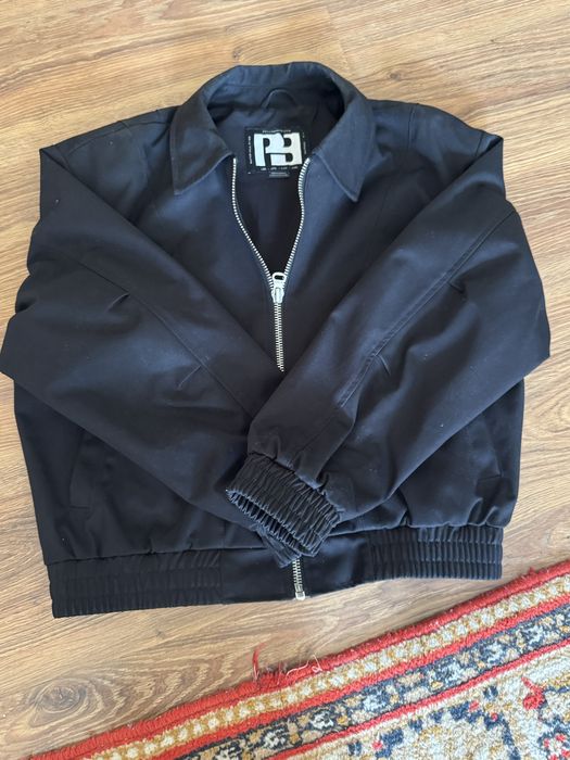 Бомбер от Pull&Bear.