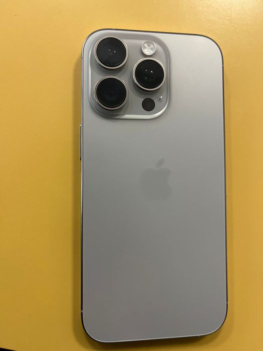 Iphone 16 pro,ca nou,100% sanatate baterie,128 GB