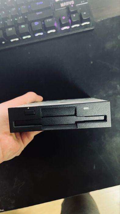 DVD URI  unul pentru cd uri mai mici