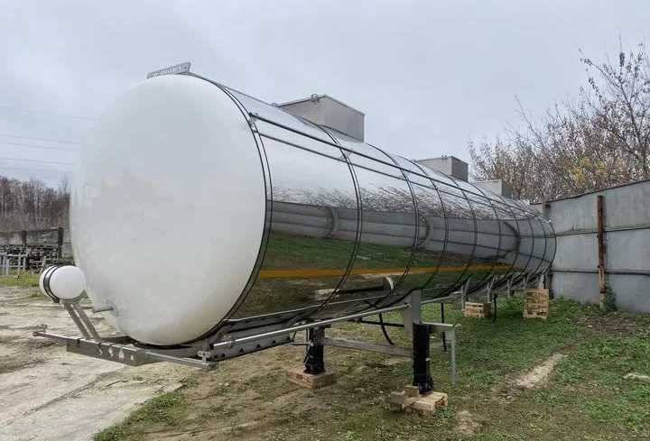 Полуприцеп пищевая цистерна BERGHEL 31000Л 3-осная, 2025