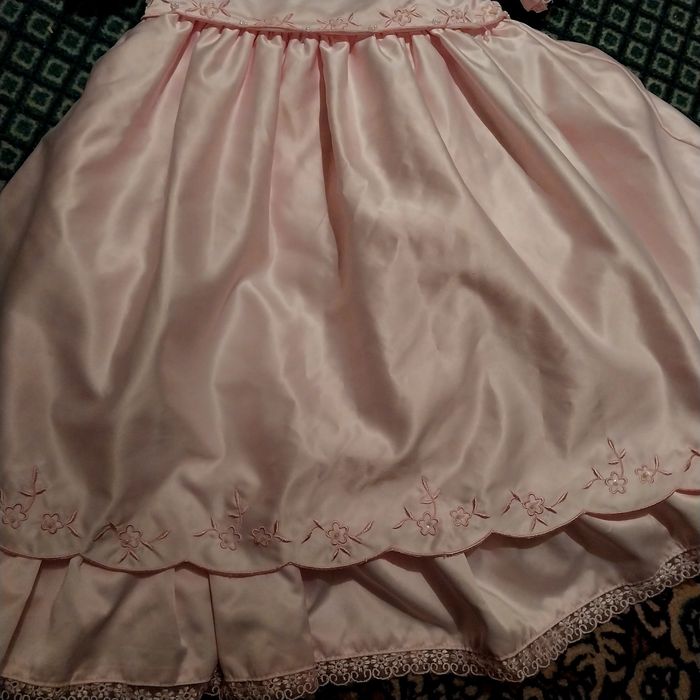 Продам детское платье