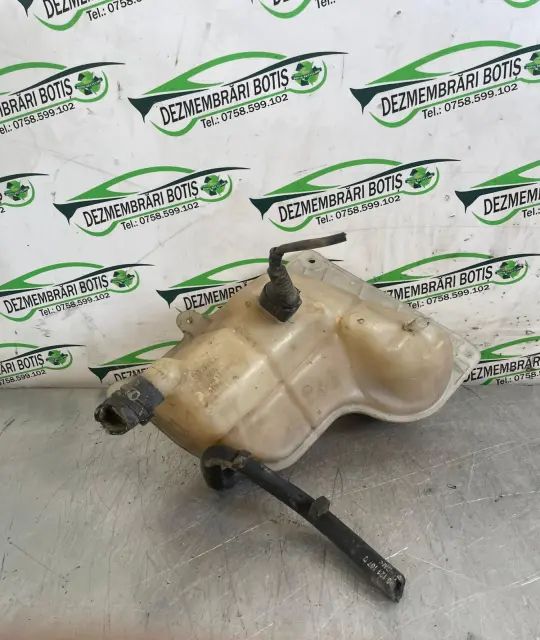 Vas expansiune Volkswagen VW Passat 2002 1.6 MT (102 hp)