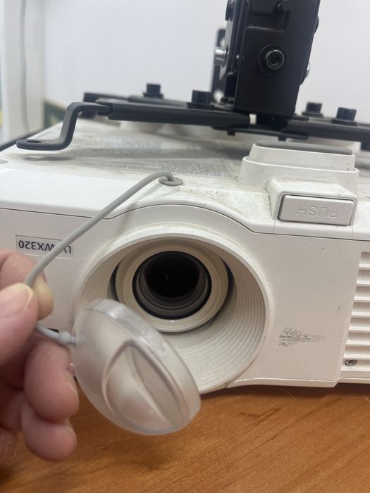 Проектор Canon LV-WX 320