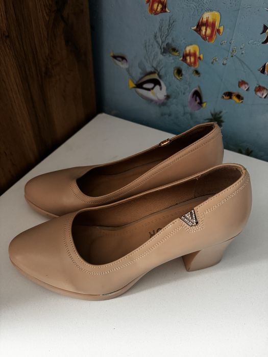 Продам туфли в хорошем состояние