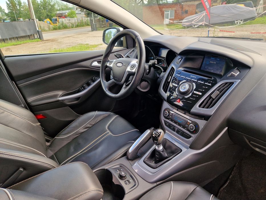 Ford Focus III Titanium  1.6 Benzină  An 2012 Garanție 1 An / Rata 450Lei