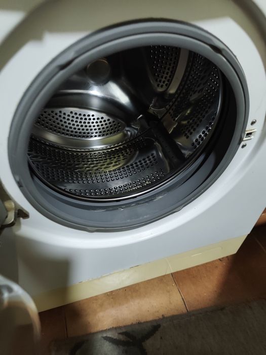 Срочно продам стиральную машину