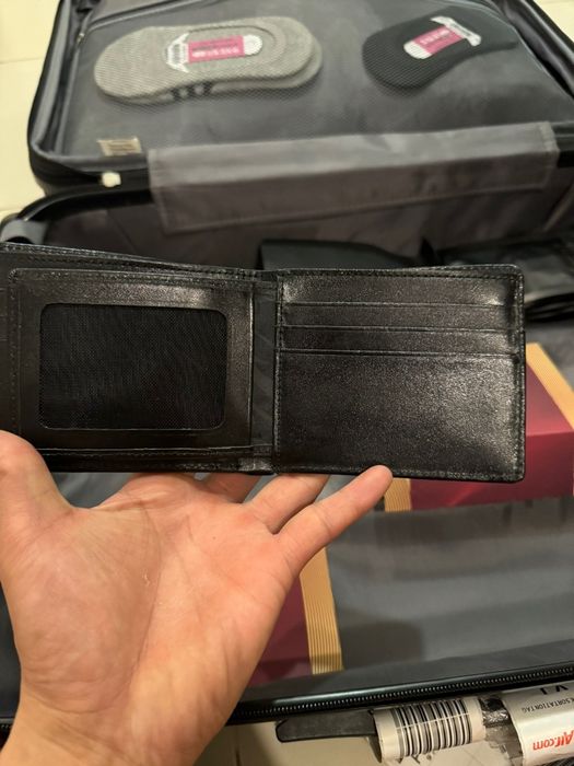 Портмоне из натуральной кракодиловай кожи .