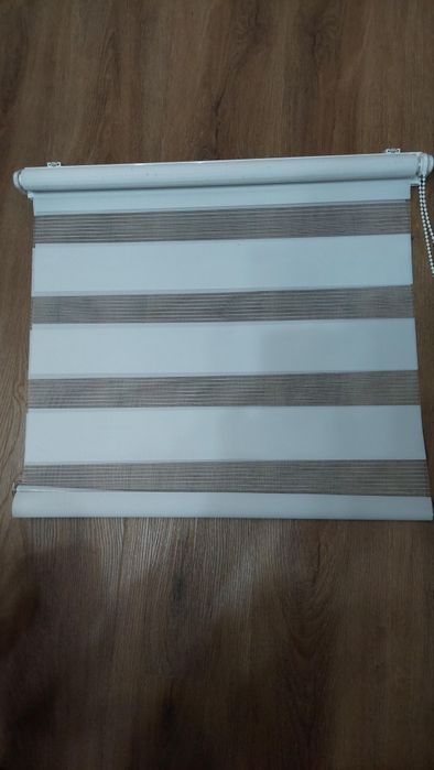 Rulou / Jaluzea zi - noapte,  Alb