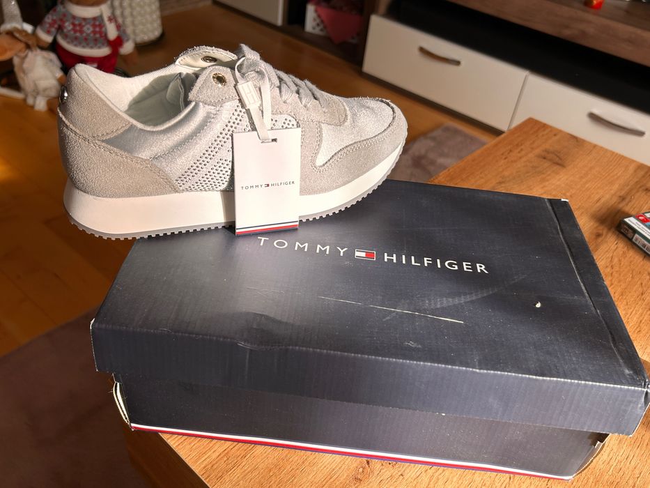 Маратонки Tommy Hilfiger