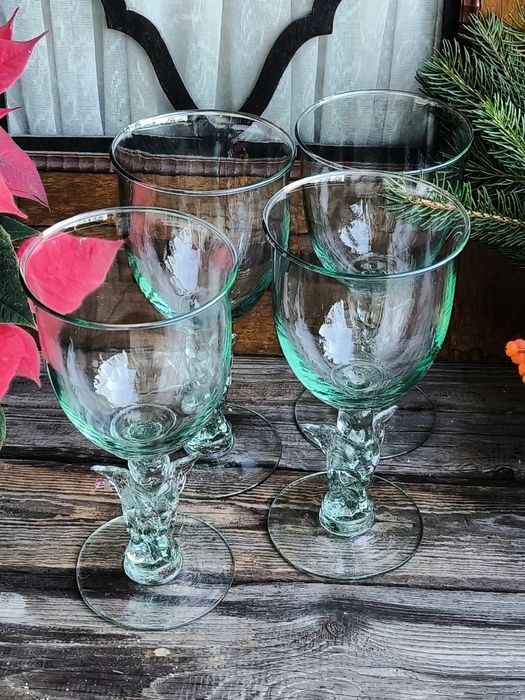 Чаши цветно стъкло