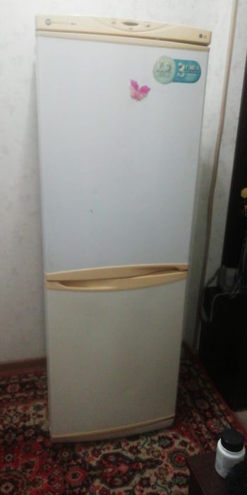 Продам холодильник LG