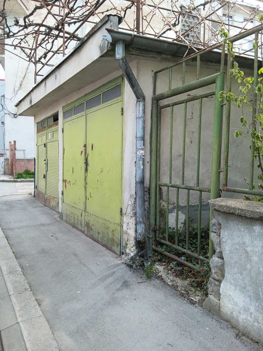 Продава се Гараж / Паркомясто в Шумен, Център - 25 кв.м за 4590 €/кв.м - Снимка #3