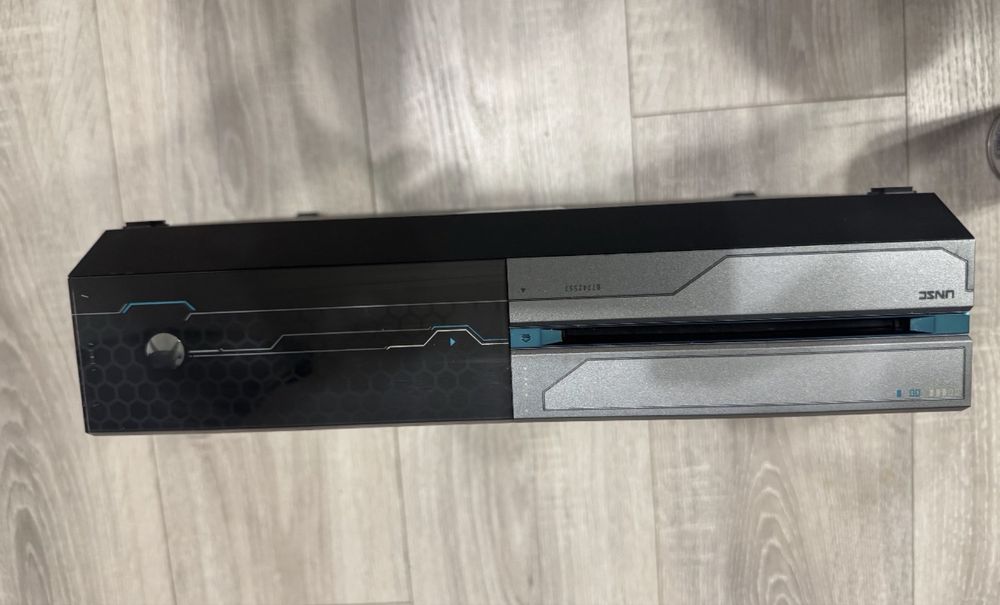 Xbox one halo special edition 1tb