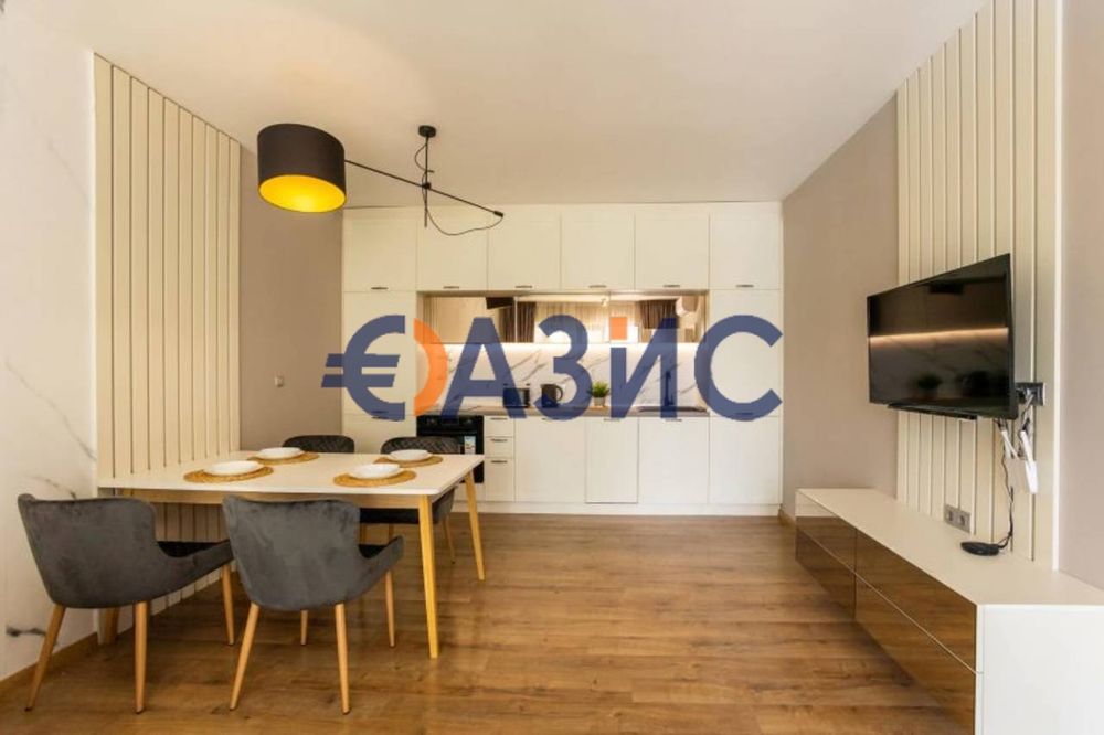 Продава се Едностаен апартамент в Обзор - 36 кв.м за 1480 €/кв.м - Снимка #2