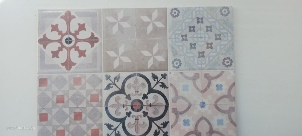 Продам керамическую облицовочную плитку.