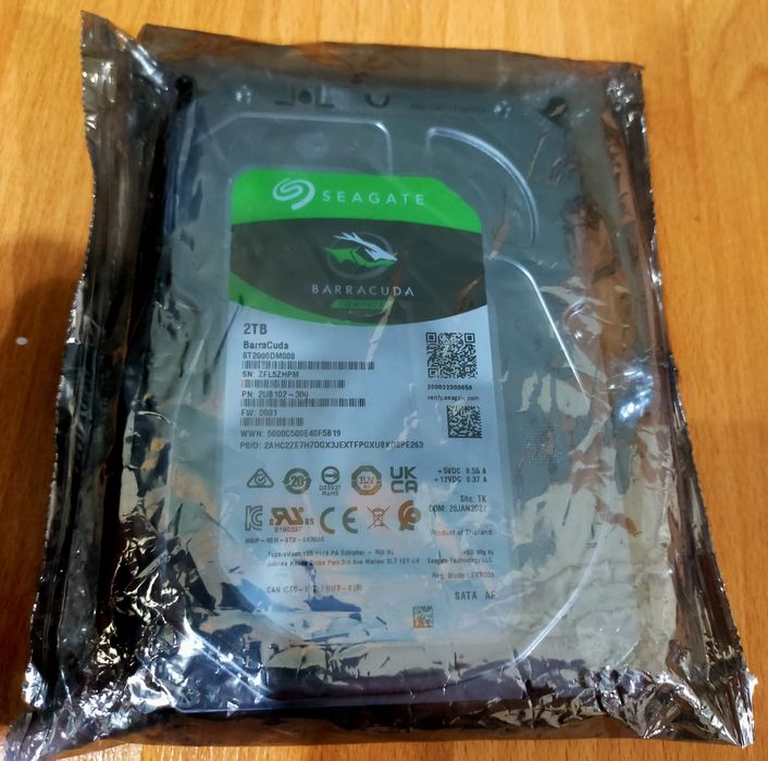 Жесткий диск Seagate BarraCuda [ST2000DM008] 2 ТБ