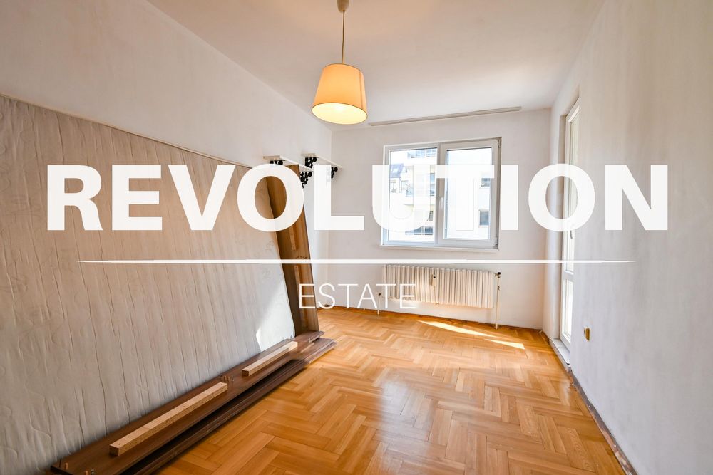 Дава се под наем Тристаен апартамент в София, Оборище - 110 кв.м за 700 € - Снимка #4