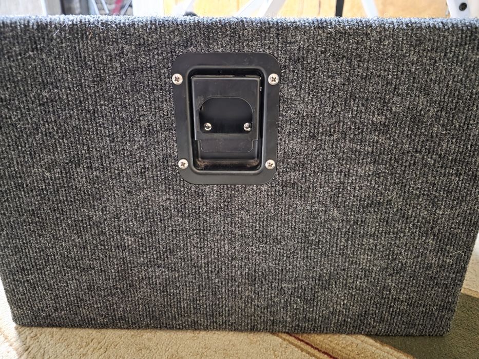 Полка мицубиси делика.