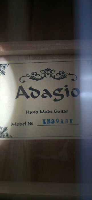 Продам гитару Adajiо Model - KN39ABK+чехол