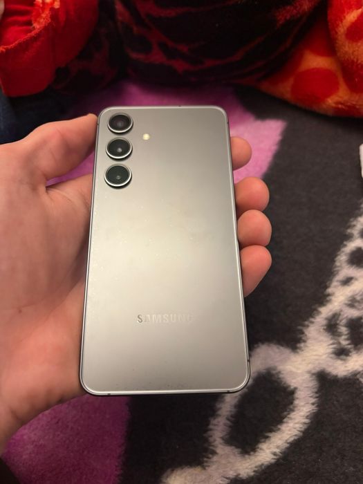 Vând  Samsung S24