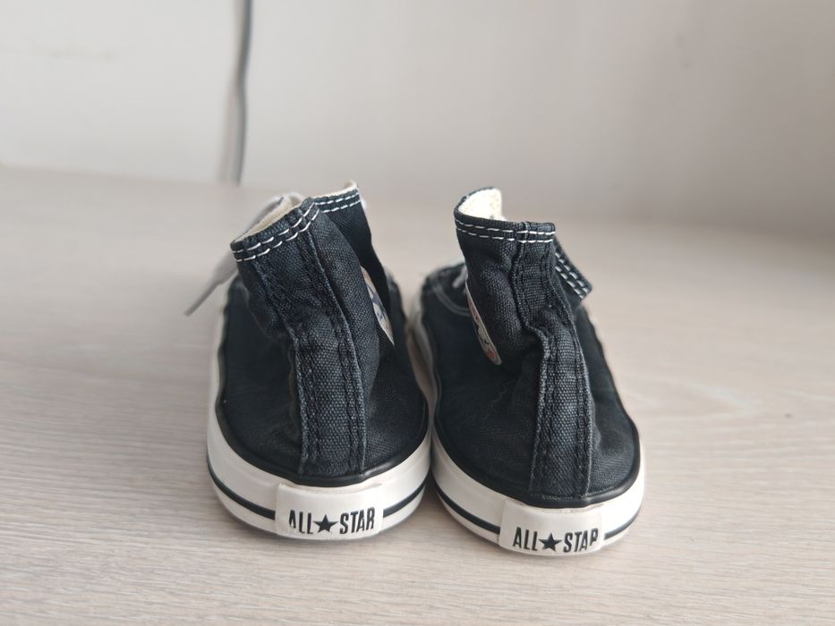 Tenesi Converse baieti, marime 26