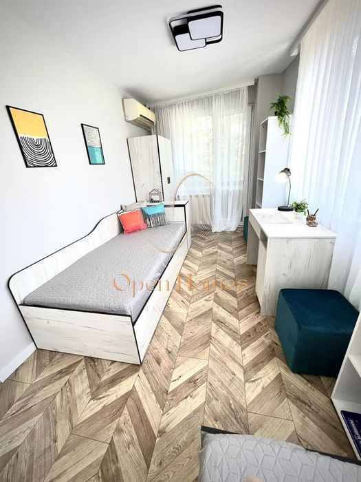 Продава се Тристаен апартамент в Пловдив, Христо Смирненски - 97 кв.м за 2268 €/кв.м - Снимка #8