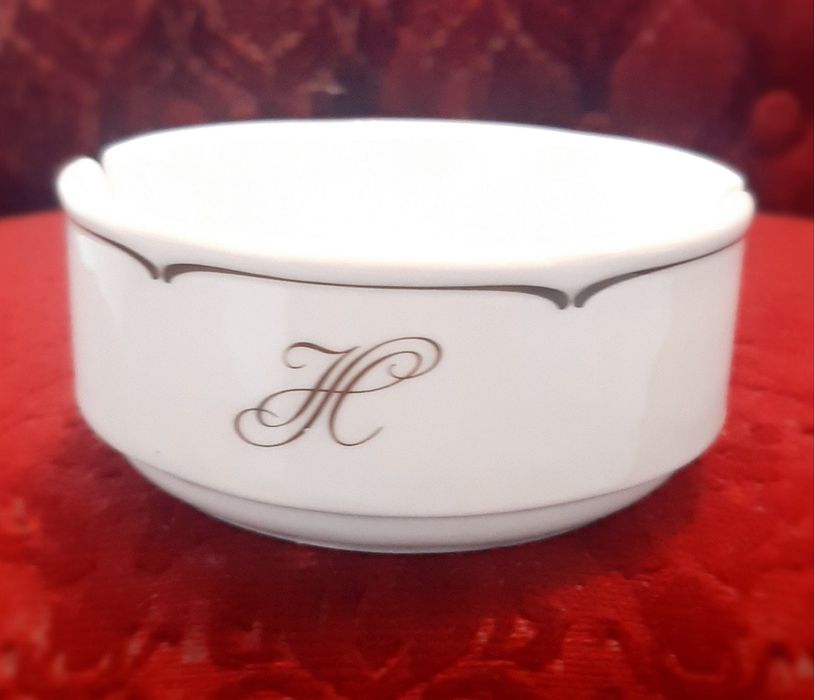 Винтидж пепелник