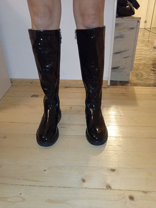 Ботуши естествен лак