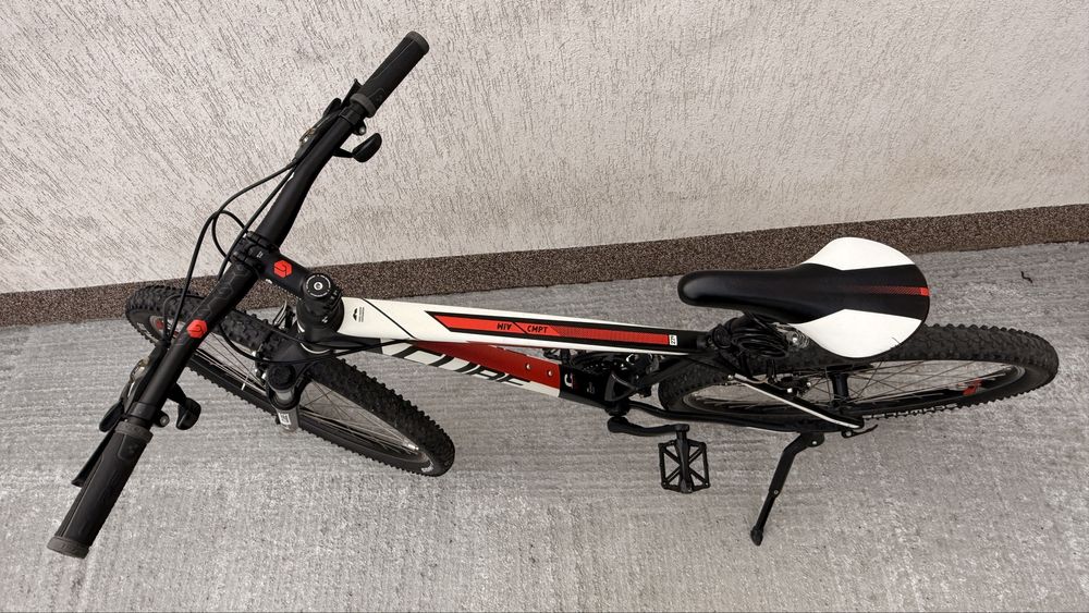 Bicicleta Cube si X-Fact